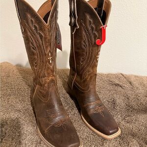 Women’s Justin 12” Rae Western Style Square Tow Cowboy Boot size 8.5B